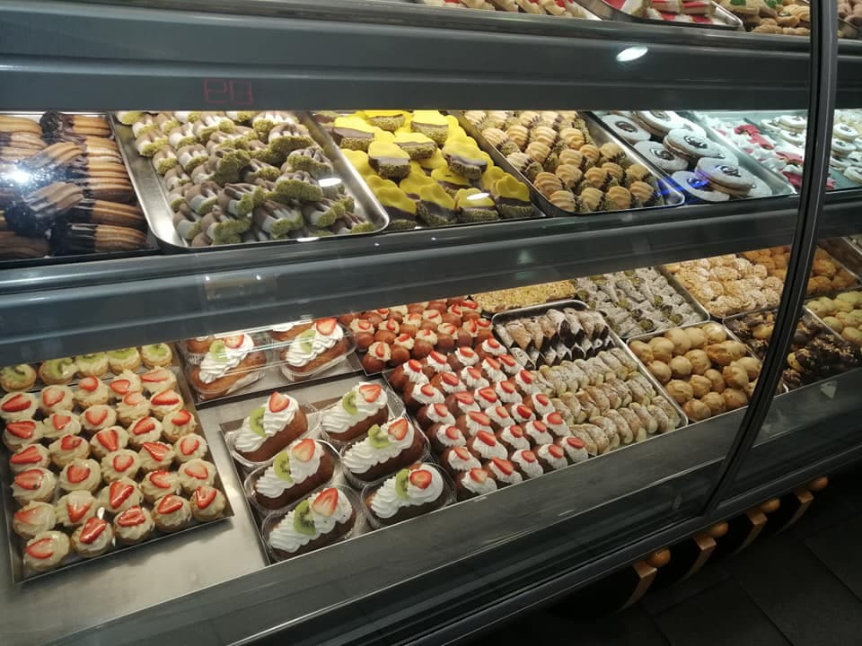 Cin Cin Bar | Pasticceria Pizzeria Tavola Calda