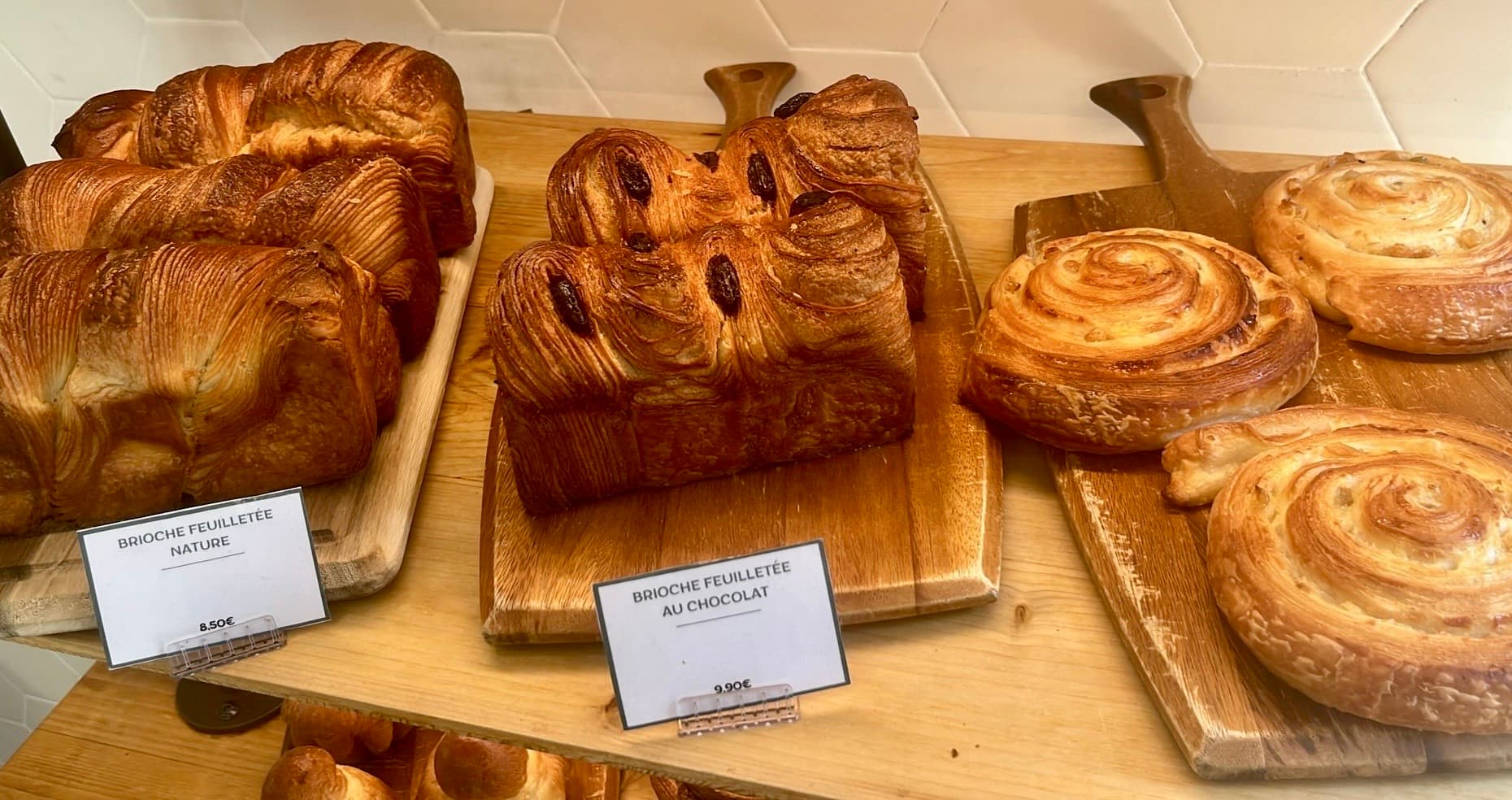 Books & Coffee - La pâtisserie